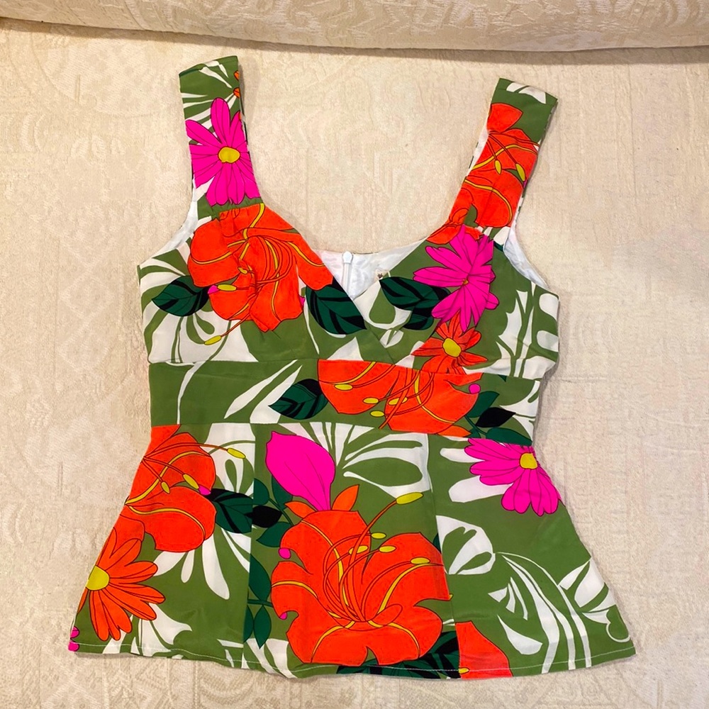 NWT. Nanette Lepore Silk Floral Top